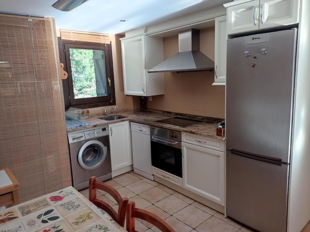 Apartmán Vivienda Isabel Sesué Exteriér fotografie